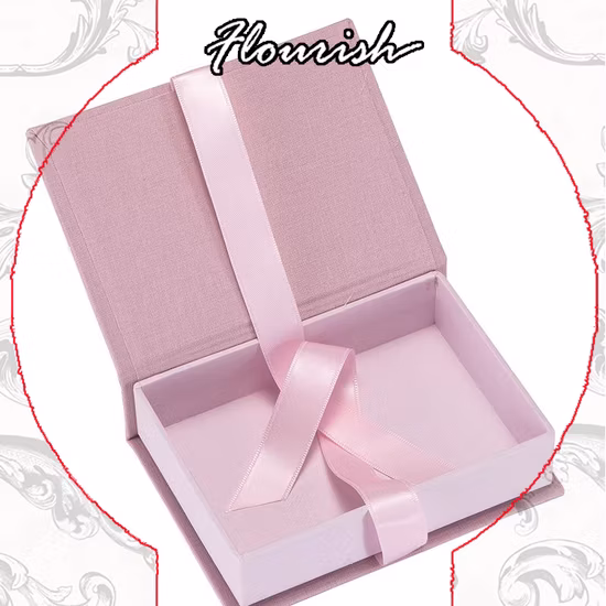 Custom Empty Mink Cosmetic Container Clear Eyelash Packaging Box